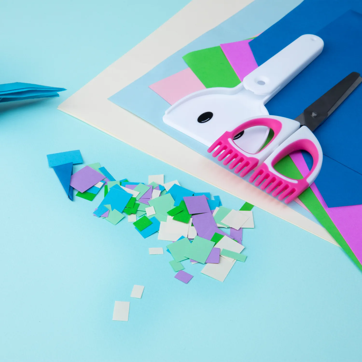 cut-and-clean-kids-scissor-5.webp